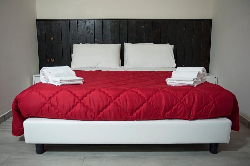 Bed, Photo of the whole room