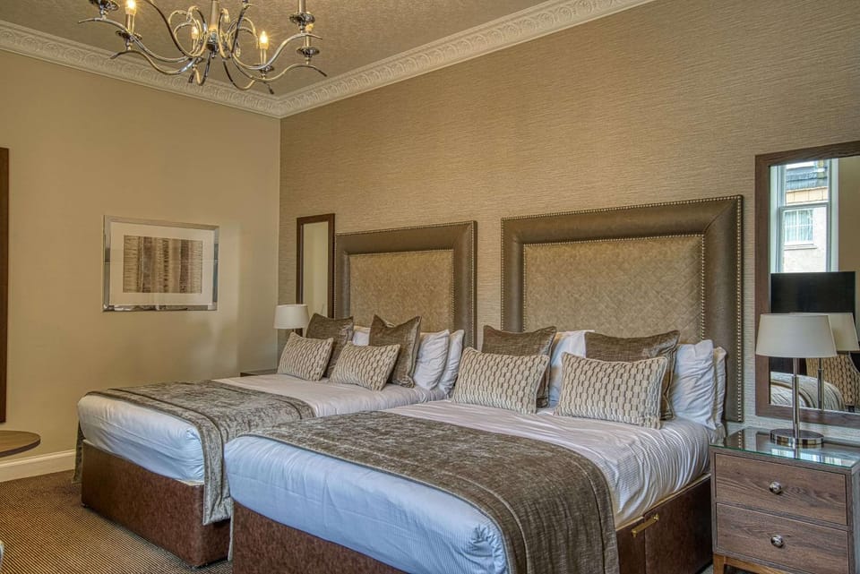 Photo of the whole room, On site