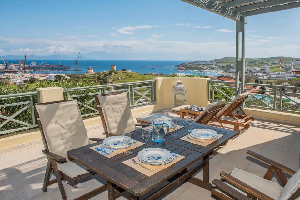 View (from property/room), Balcony/Terrace, Sea view