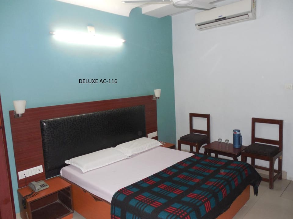 Hotel Silver Springs Hotel in Ahmedabad