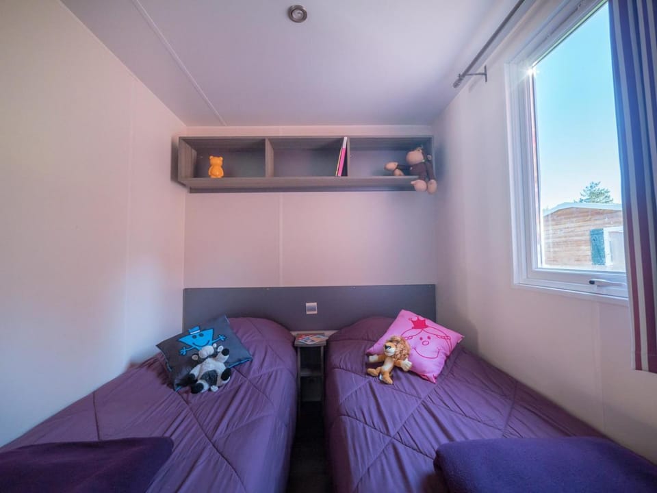 Camping Les Grillons Campground/ 
RV Resort in Provence-Alpes-Côte d'Azur