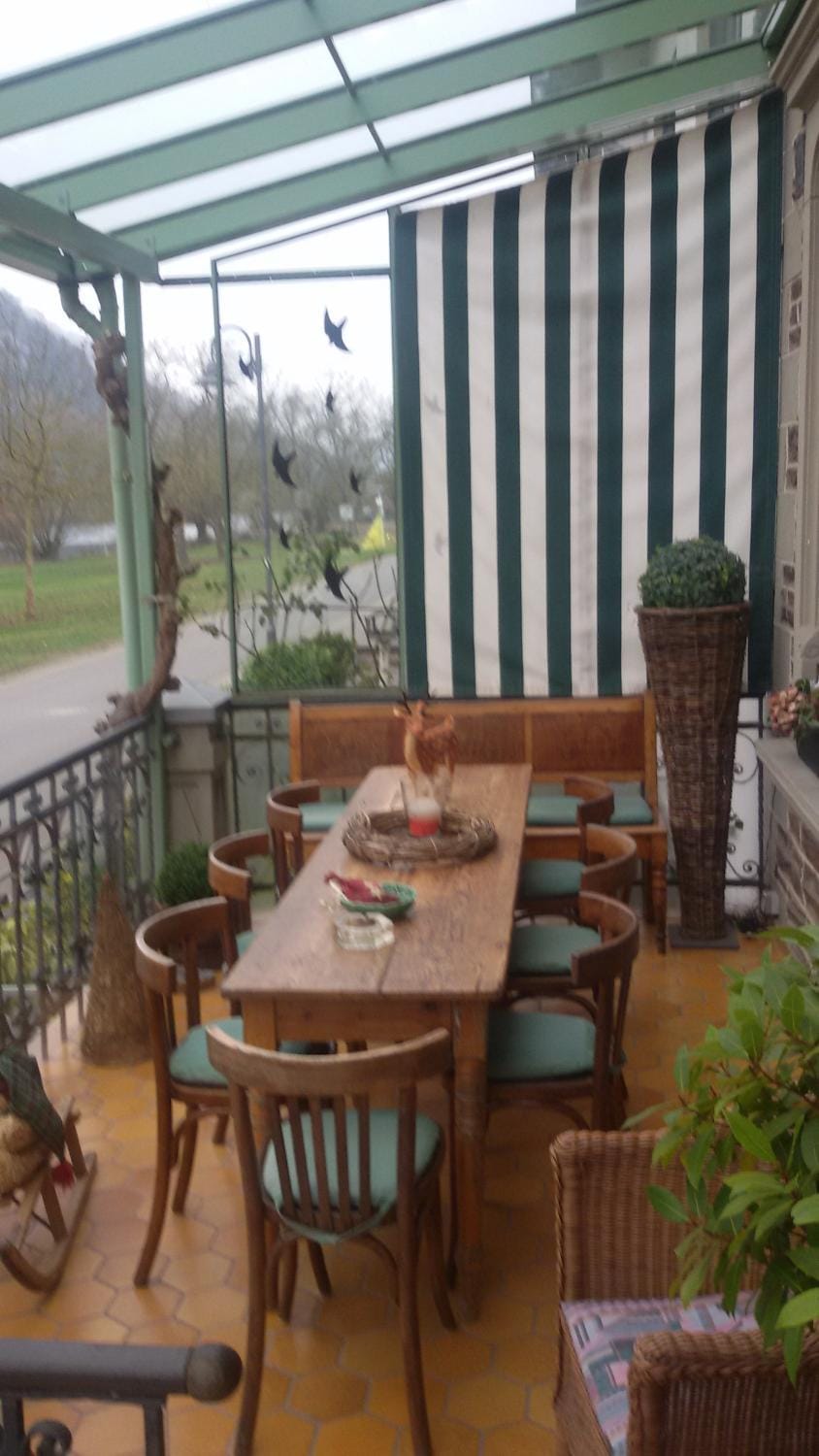 Facade/entrance, Balcony/Terrace