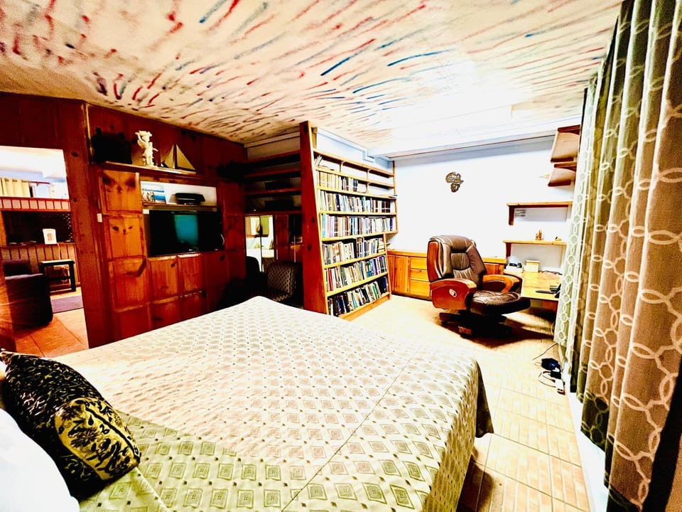 Cool Premier Apts. - Airport/SGU Apartment in True Blue