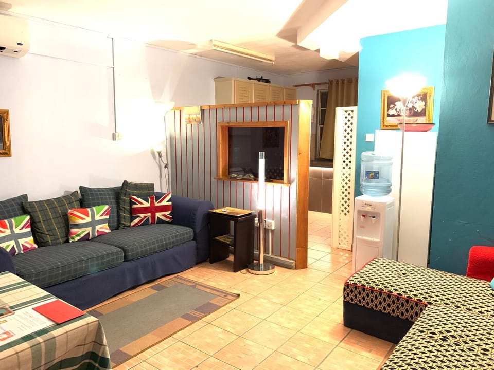 Cool Premier Apts. - Airport/SGU Apartment in True Blue