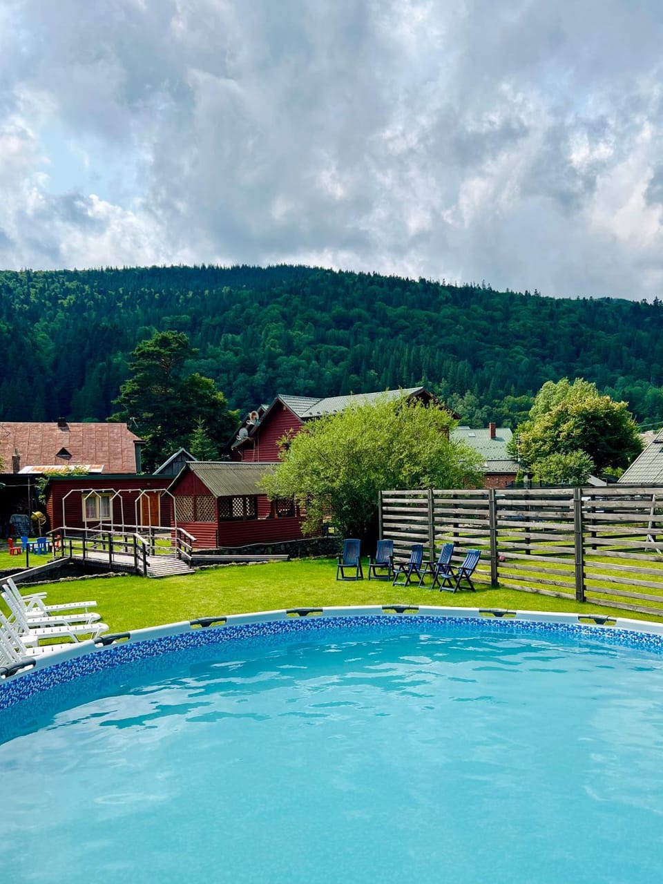 Mountain view, Pool view, Swimming pool