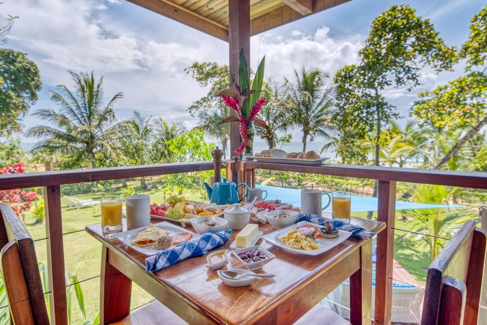 Restaurant/places to eat, Balcony/Terrace, Food and drinks, Food, Sea view, Breakfast