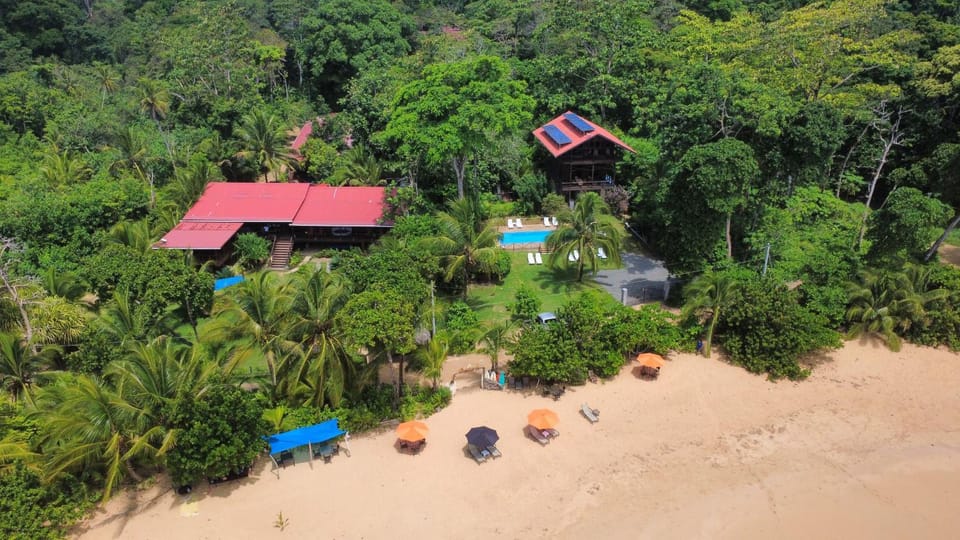 Property building, Day, Natural landscape, Bird's eye view, View (from property/room), Beach, Beach