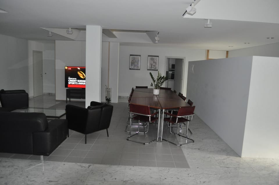 Living room, Decorative detail