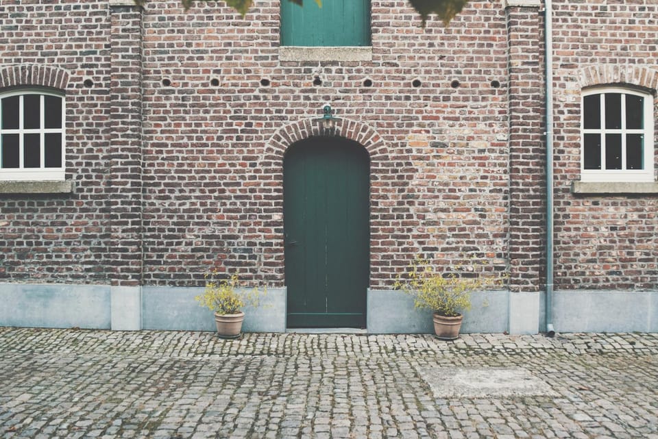 Facade/entrance, Balcony/Terrace, Autumn, Garden view