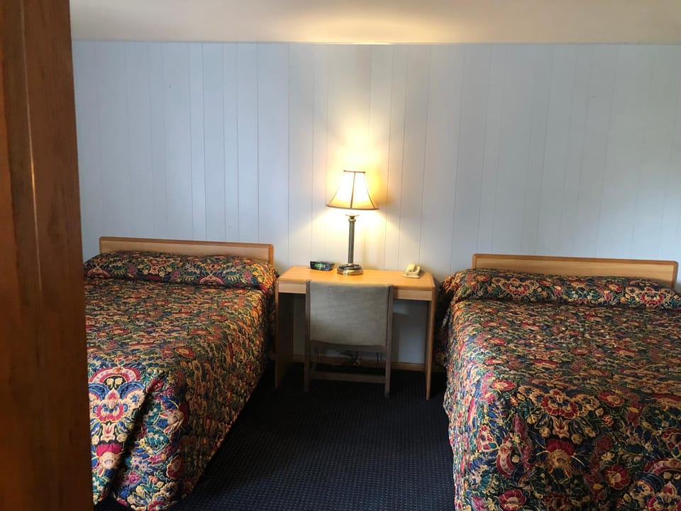 Parkway Motel Motel in Neenah