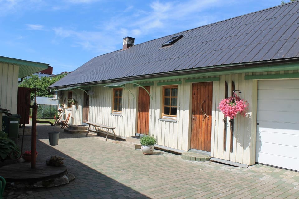 Posti Holiday Home House in Estonia