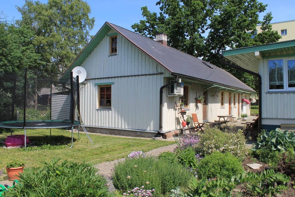 Posti Holiday Home House in Estonia