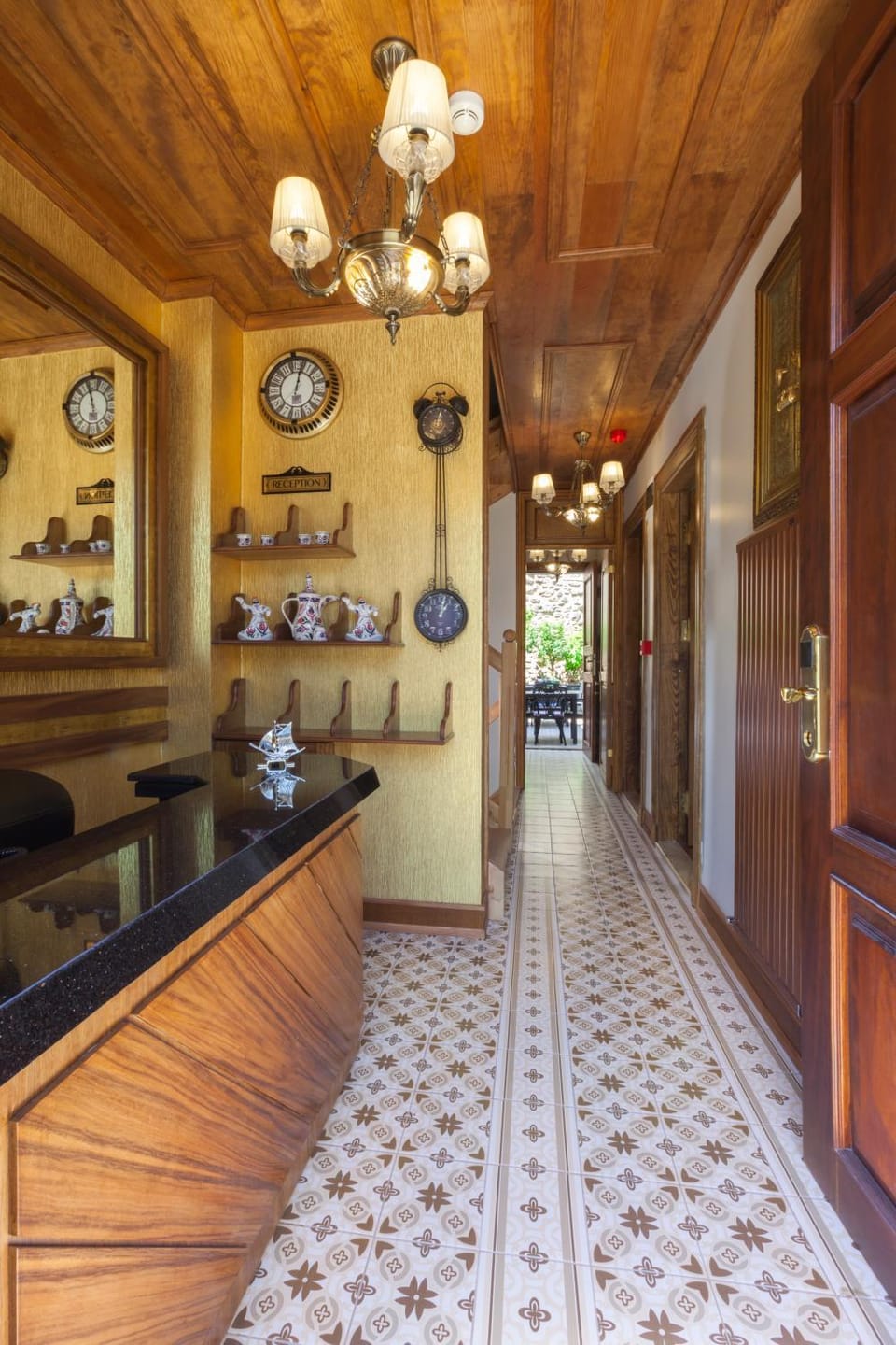Lobby or reception, Decorative detail