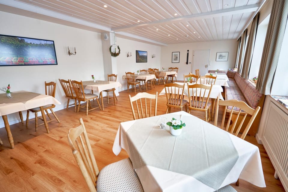 Restaurant/places to eat, Breakfast