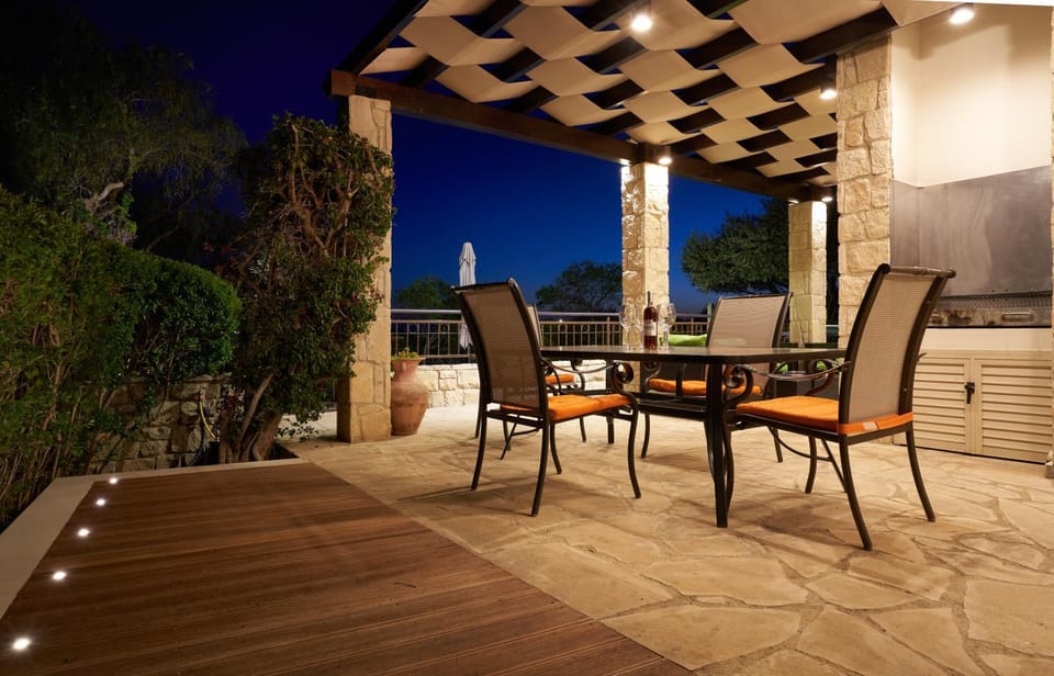 Patio, Balcony/Terrace, Dining area