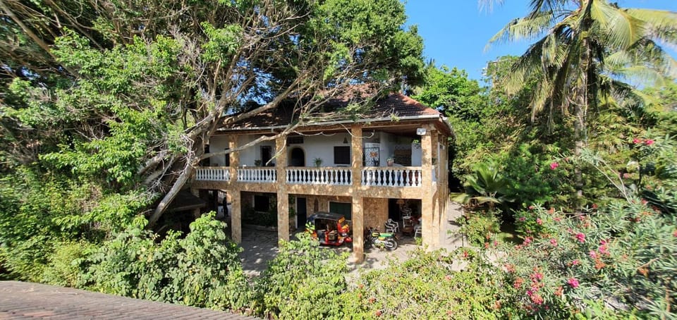 Property building, Garden