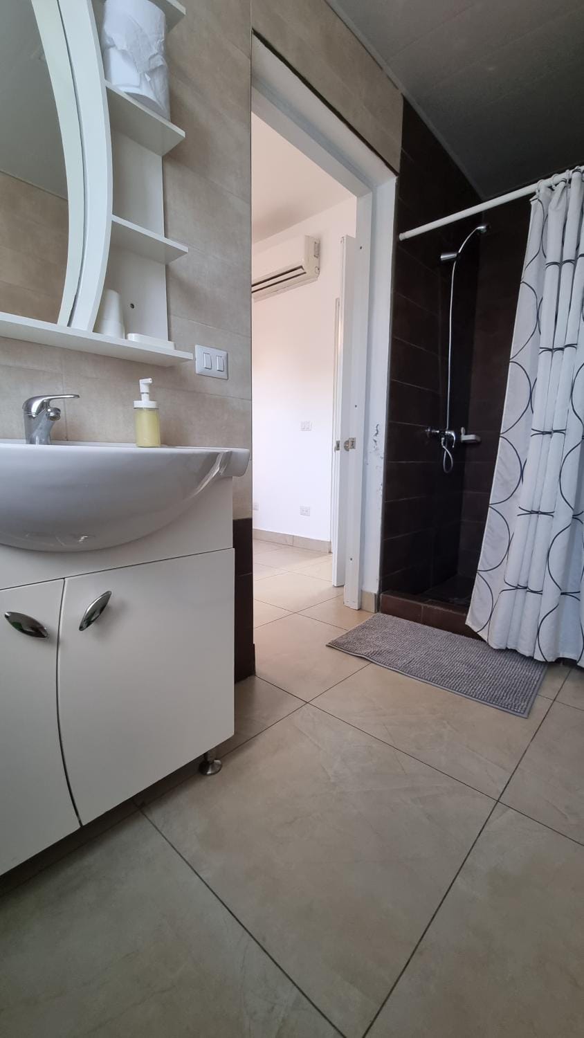Shower, Bathroom