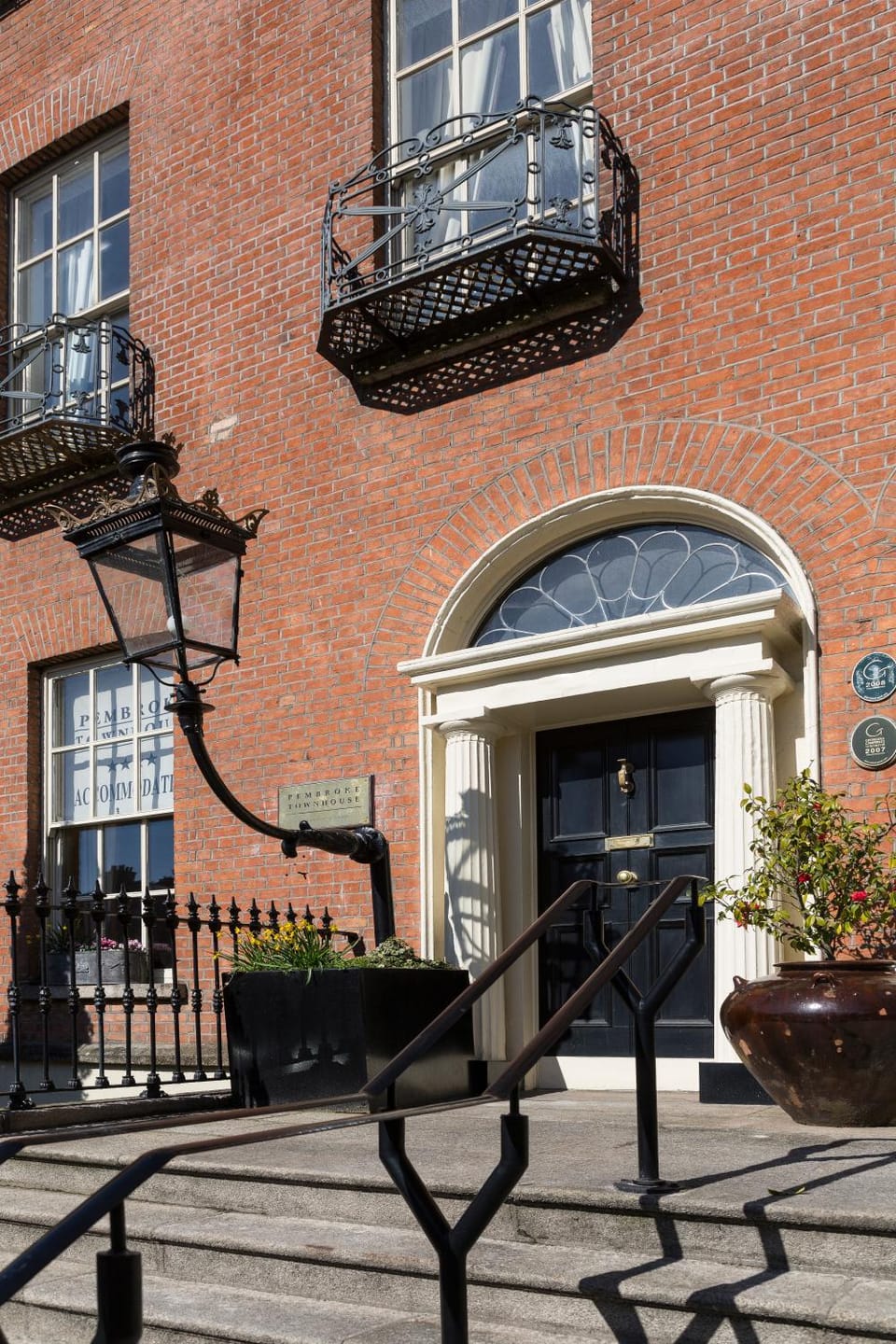 Facade/entrance, Street view