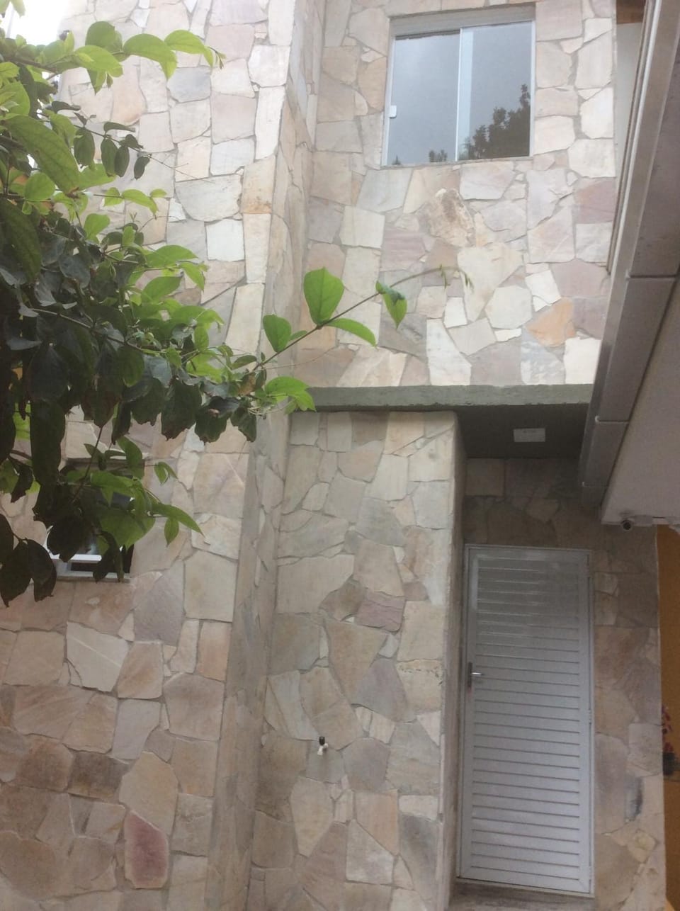Facade/entrance, Photo of the whole room
