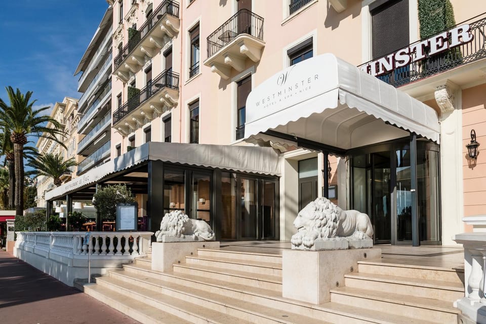 Property building, Patio, Patio, Restaurant/places to eat, Facade/entrance, Property logo or sign, Property logo or sign, Property logo or sign, Balcony/Terrace, Balcony/Terrace, Landmark view, Sea view, Location