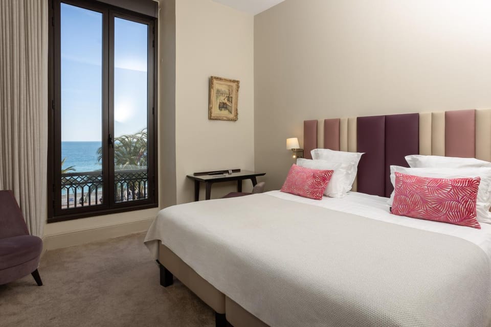 Bed, View (from property/room), View (from property/room), Photo of the whole room, Bedroom, Sea view, Sea view