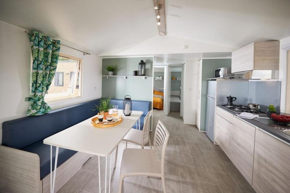 Camping Paradis Le Pearl Campground/ 
RV Resort in Argeles-sur-Mer