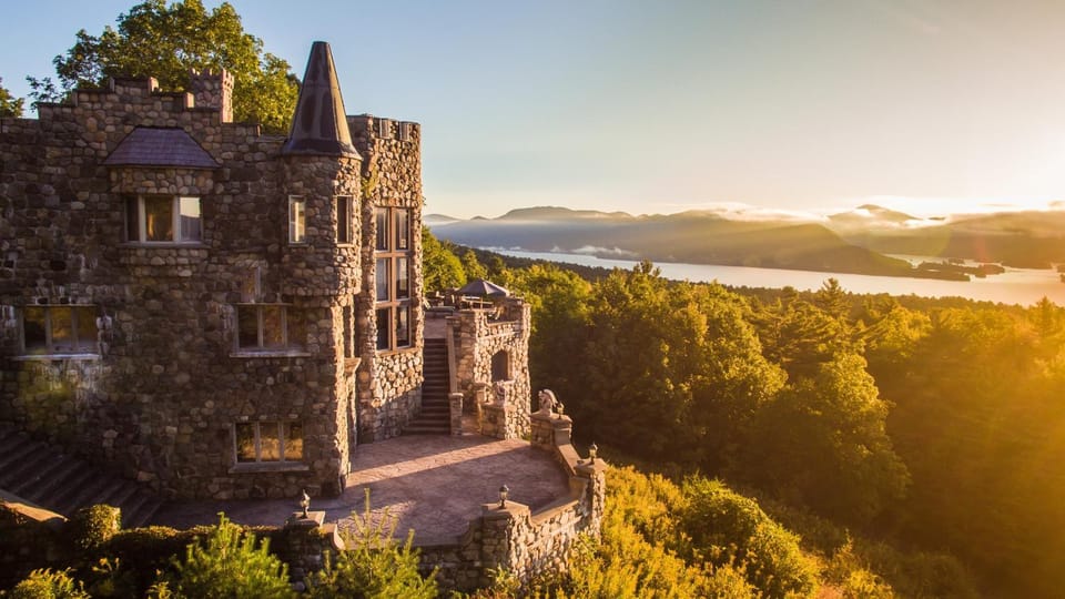 HIGHLANDS CASTLE overlooking Lake George plus 2 other CASTLES & SUITES House in Bolton Landing