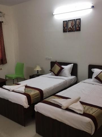Sun Shine Hotel in Chennai