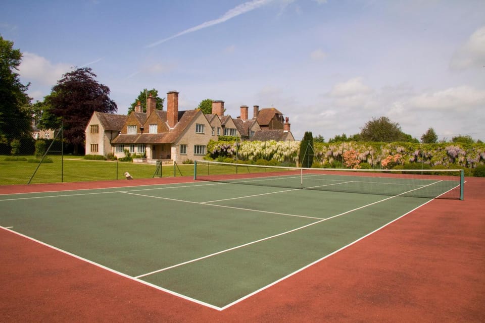 Tennis court