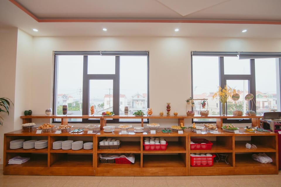 Restaurant/places to eat, Food and drinks, Food, Breakfast, Continental breakfast, Buffet breakfast