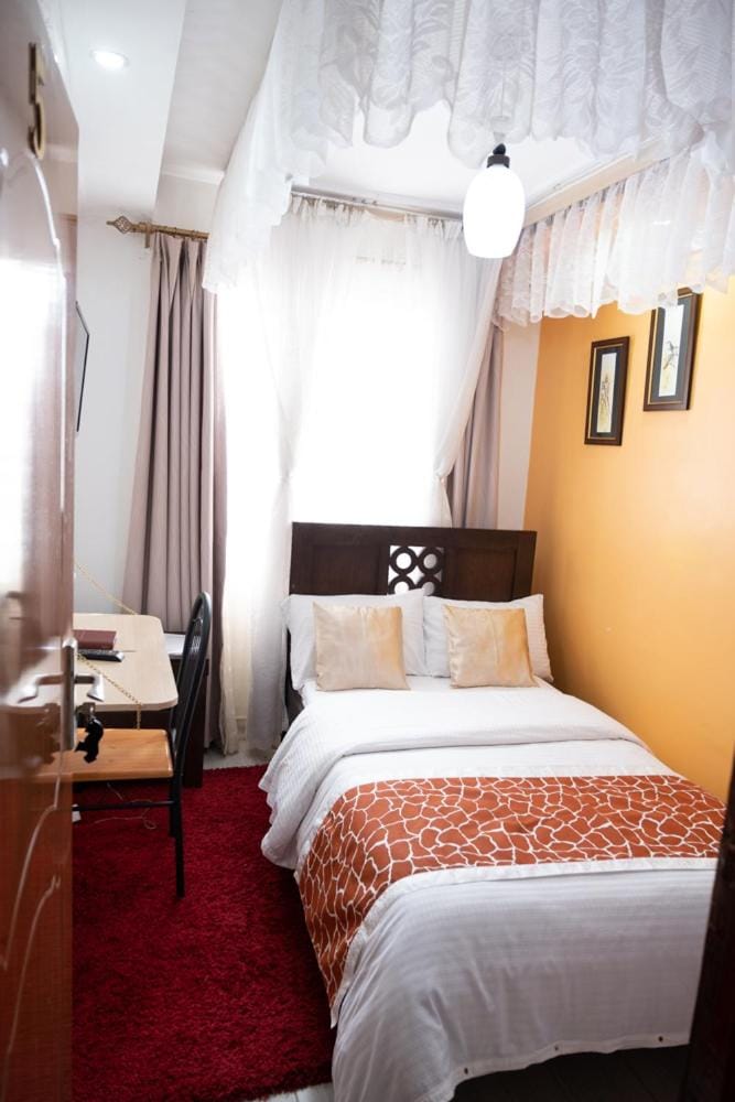 Javilla Eagles Safari Guest house Bed and Breakfast in Nairobi
