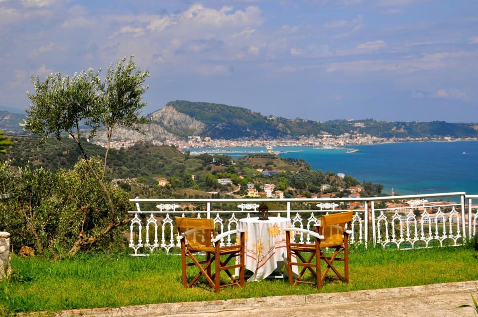 Natural landscape, Dining area, City view, Mountain view, Sea view, Street view