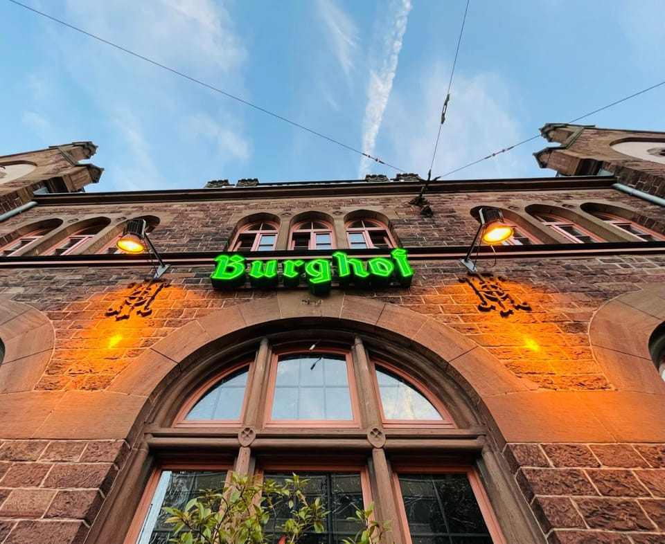 Property building, Day, Property logo or sign, Logo/Certificate/Sign