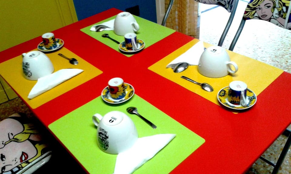 Communal lounge/ TV room, Coffee/tea facilities, View (from property/room), Living room, Food and drinks, Food and drinks, Other, Food, City view, Street view, Breakfast, Buffet breakfast, Italian breakfast, Drinks, Sunrise