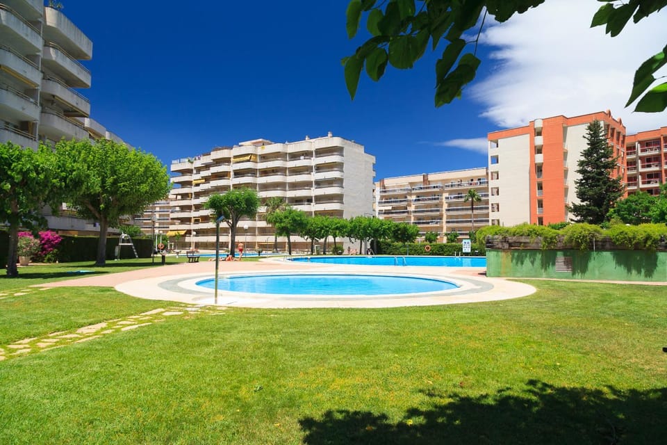 Patio, Swimming pool