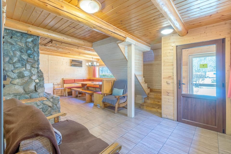 Resort 7 Crai - Cabana Craiul Crailor Bed and Breakfast in Brașov County