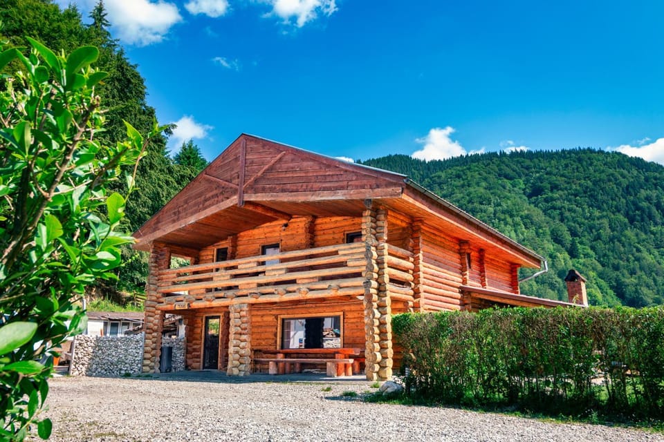 Resort 7 Crai - Cabana Craiul Crailor Bed and Breakfast in Brașov County