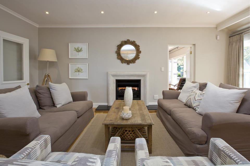Lounge or bar
