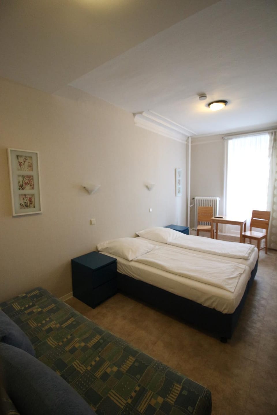 Seating area, Bedroom