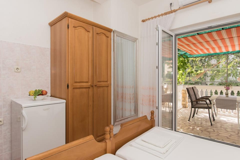 Balcony/Terrace, Balcony/Terrace, Photo of the whole room, Decorative detail, Decorative detail, Bedroom