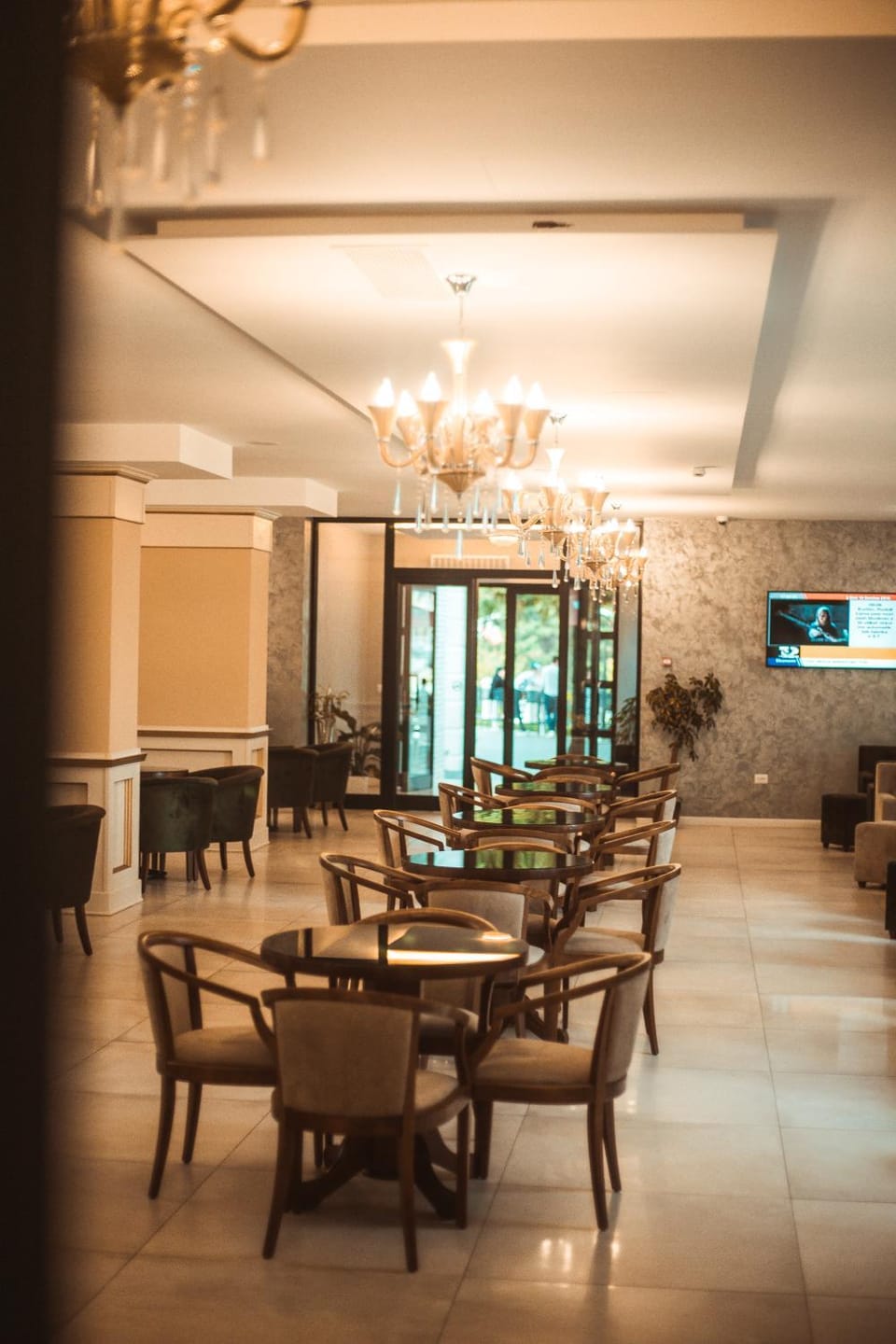 Lounge or bar, Banquet/Function facilities, Alcoholic drinks, Non alcoholic drinks