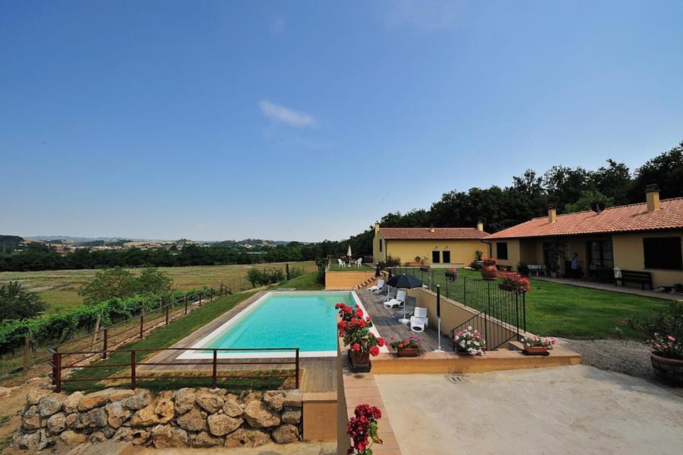 Podere Casalsole Country House in Tuscany