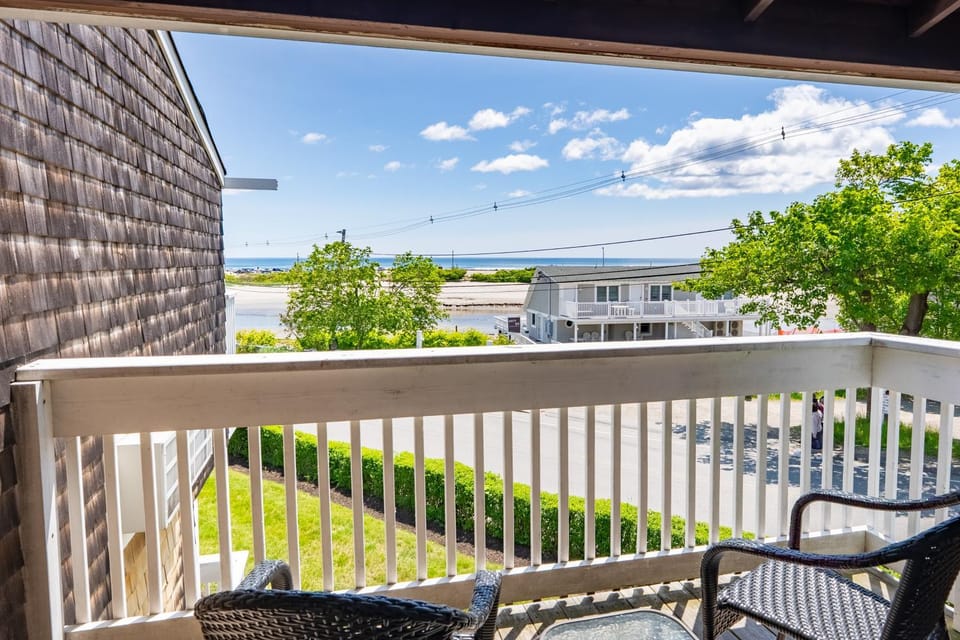 Patio, View (from property/room), Balcony/Terrace
