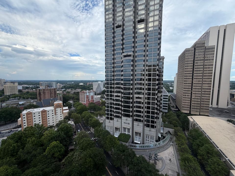 Downtown Big 1 Bedroom #20I Apartment in Atlanta