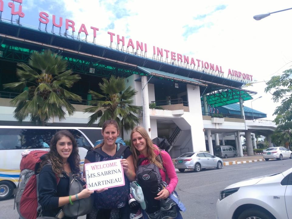 Suratthani Airport Overnight To Koh Phangan Docked boat in Surat Thani Changwat