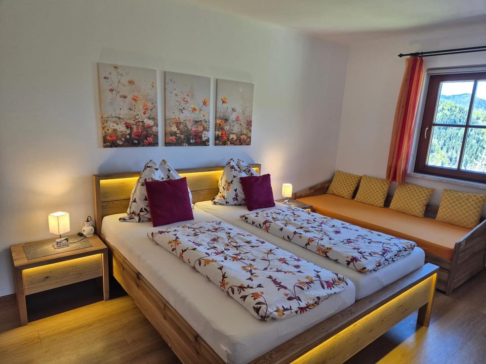 Klein Schöntal Farm Stay in Upper Austria