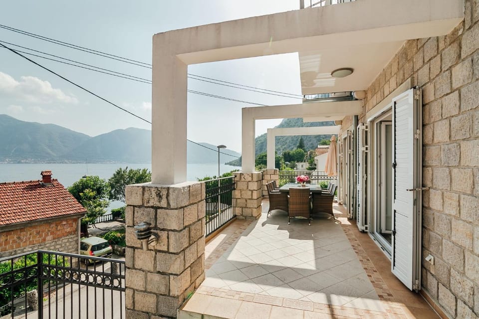 View (from property/room), Balcony/Terrace, furniture