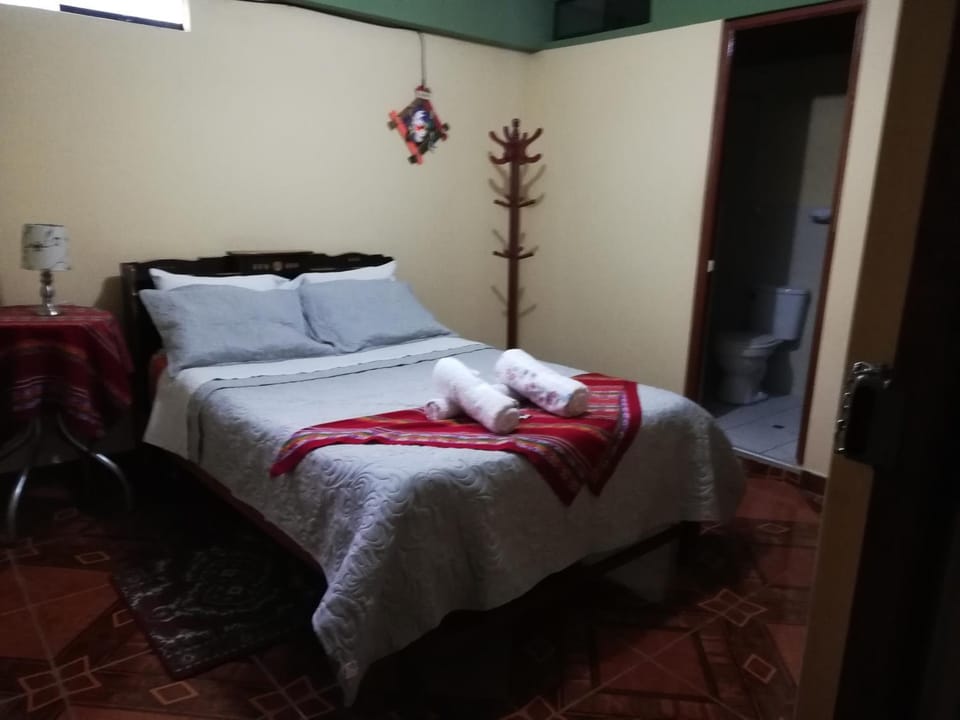 Shower, Toilet, Bed, Bathroom, TV and multimedia, Photo of the whole room, Area and facilities