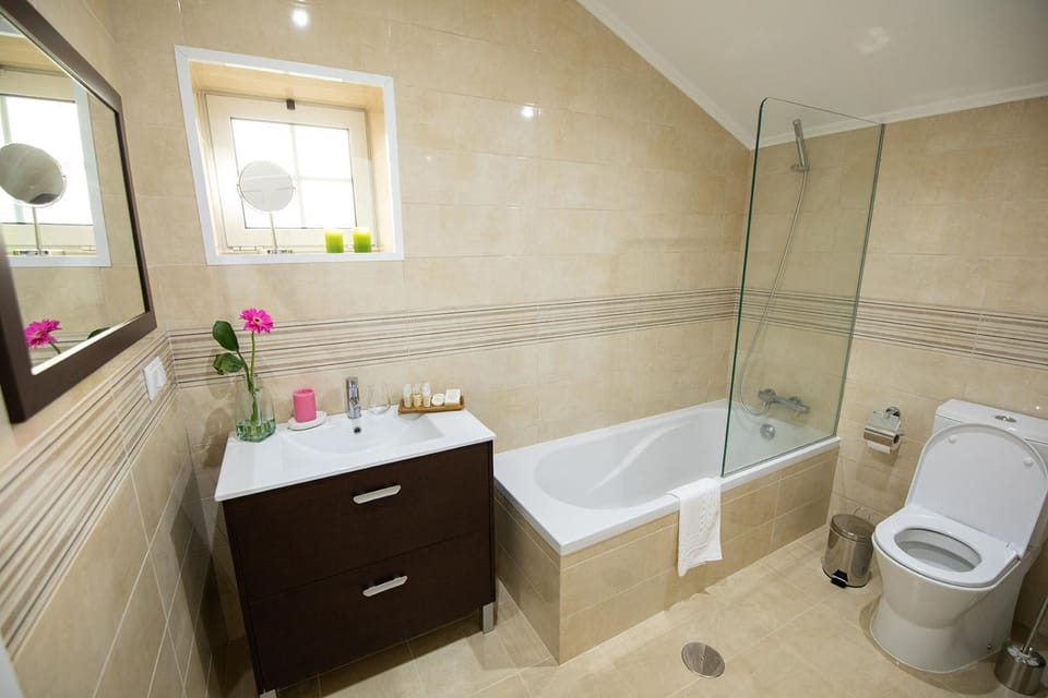 Bathroom, Bath