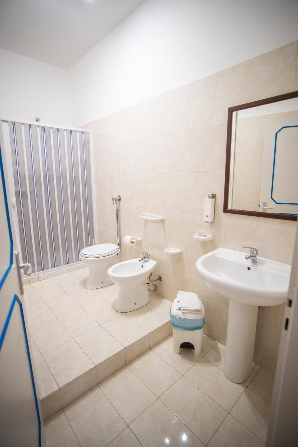 Shower, Toilet, Bathroom, bidet